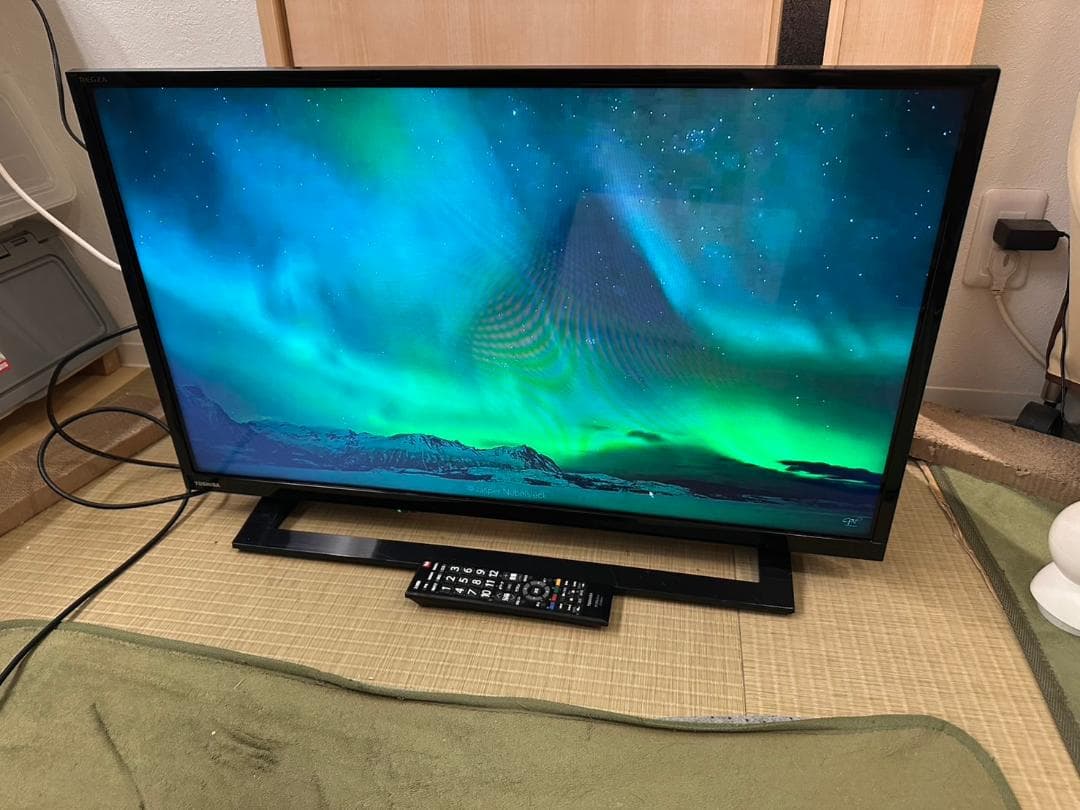 東芝 TOSHIBA　レグザ　テレビ 32型　32S22　2018年製　極美品！