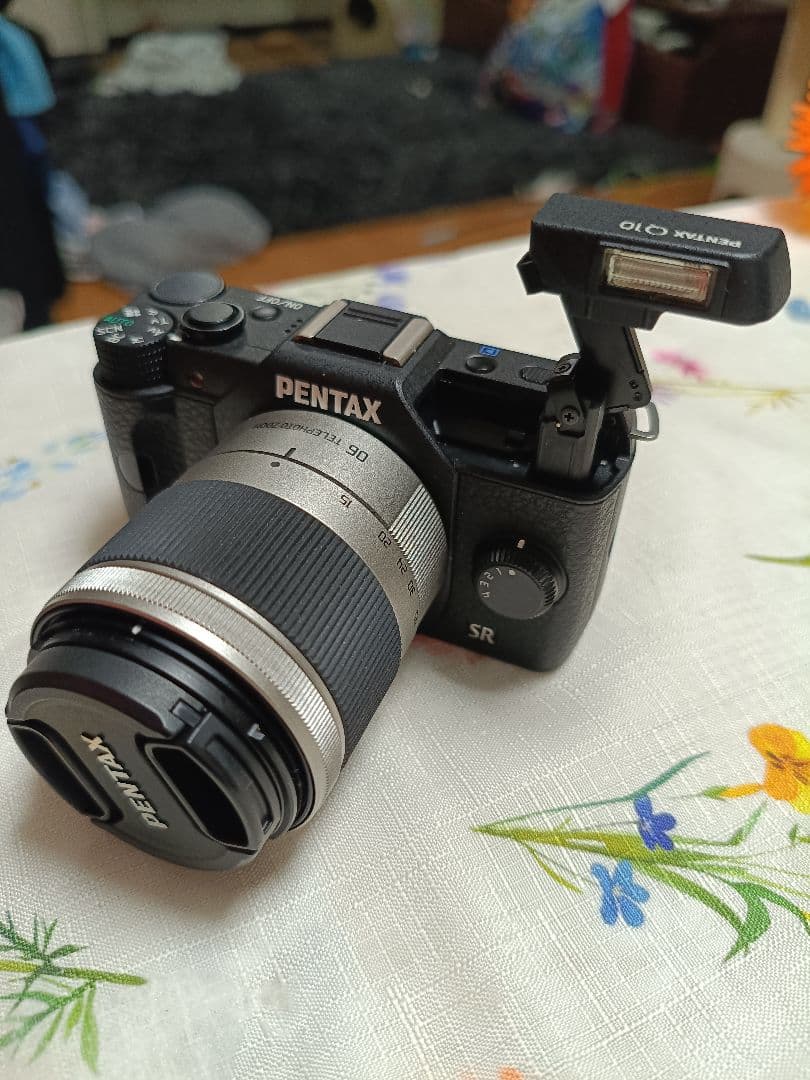 デジタルカメラ Pentax Q10
