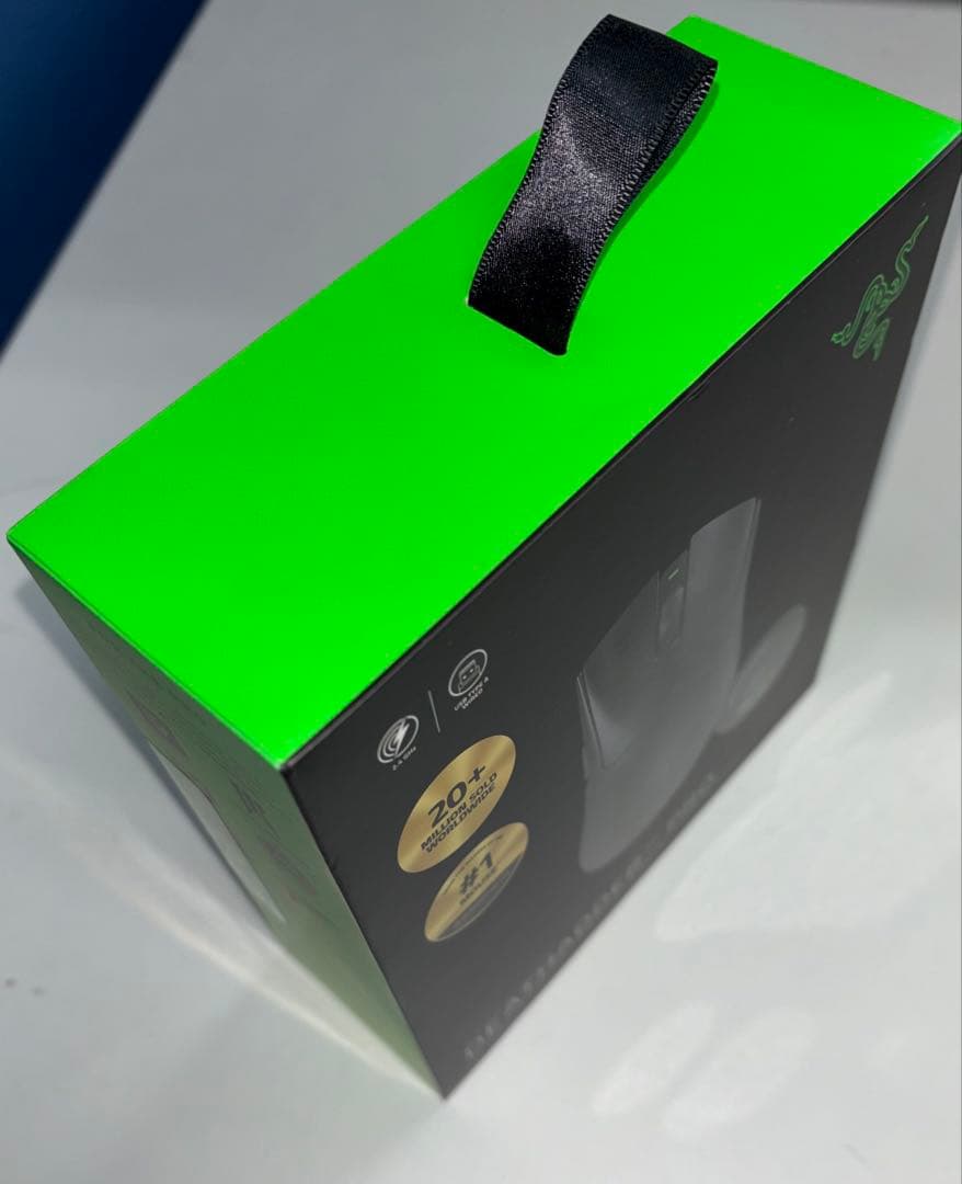 Razer DeathAdder V4 Pro ワイヤレスゲーミングマウス