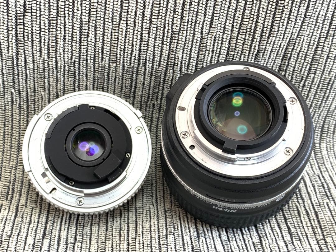 S数約4000 ニコン　Df シルバー　レンズキット　45mm F2.8Pセット