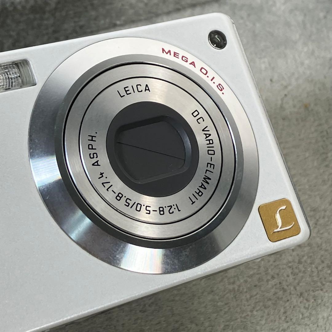 Panasonic Lumix DMC-FX7 ホワイト デジカメ