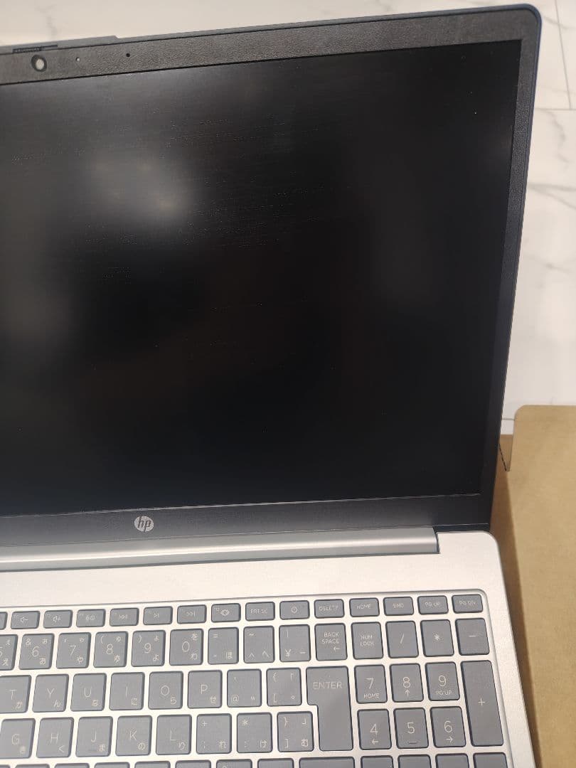 2026年2月　HP Laptop 15-fc1034AU (D05XTPA)