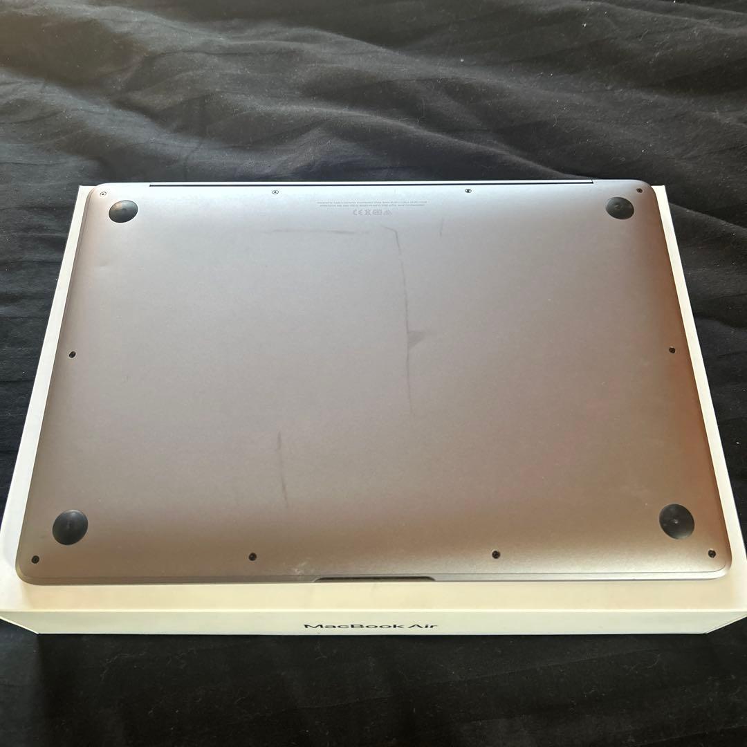 MacBookAir20s 13インチ i3 16GB 256GBバッテリー正常