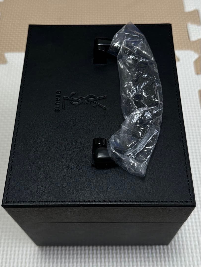 （貴重）YSL イヴ・サンローラン　メイクボックス　新品未使用