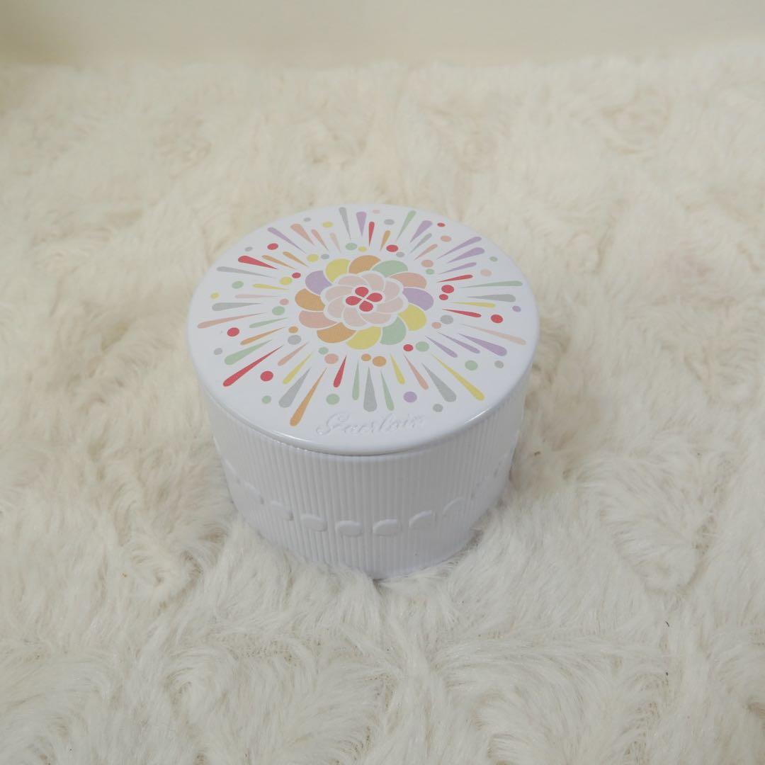 Guerlain　メテオリット ビーユ　01 フェイスパウダー