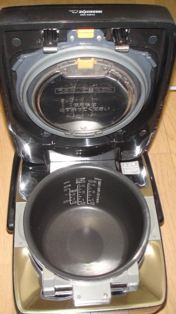 高級炊飯器★ZOJIRUSHI　NW-KB10★5.5合炊き★炎舞炊き★AI機能
