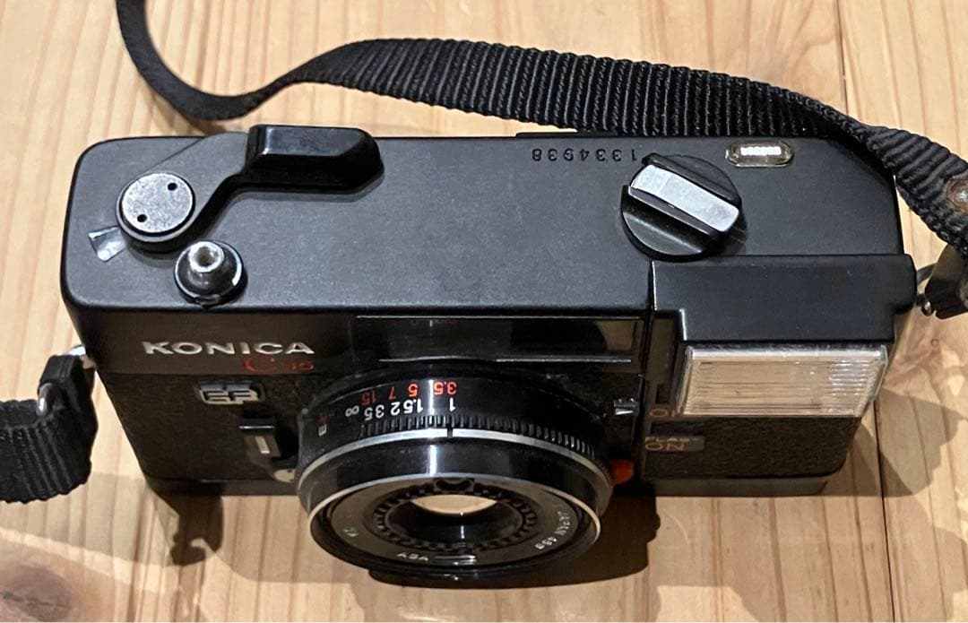 KONICA C35 フィルムカメラ 2個まとめ