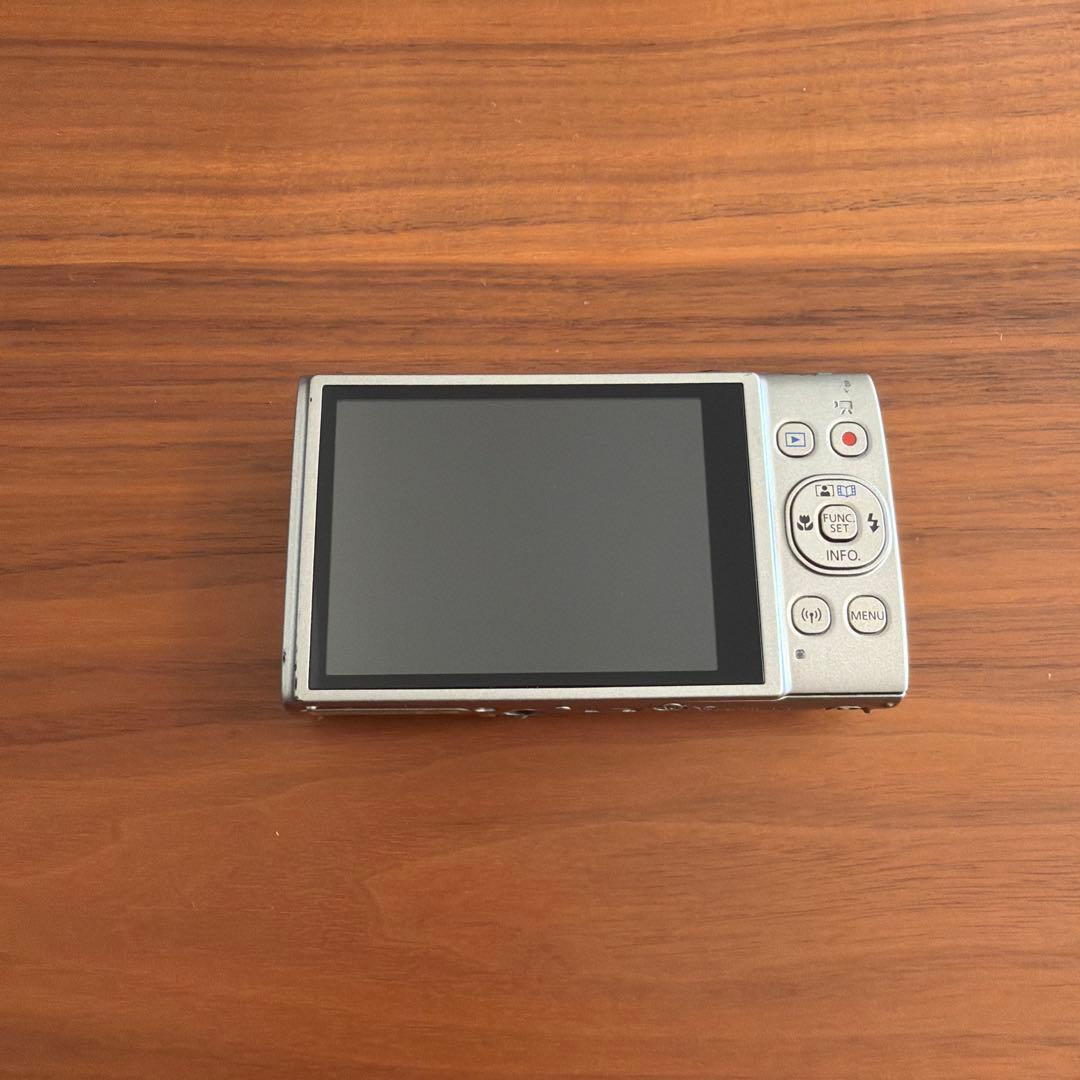Canon IXY650 シルバー