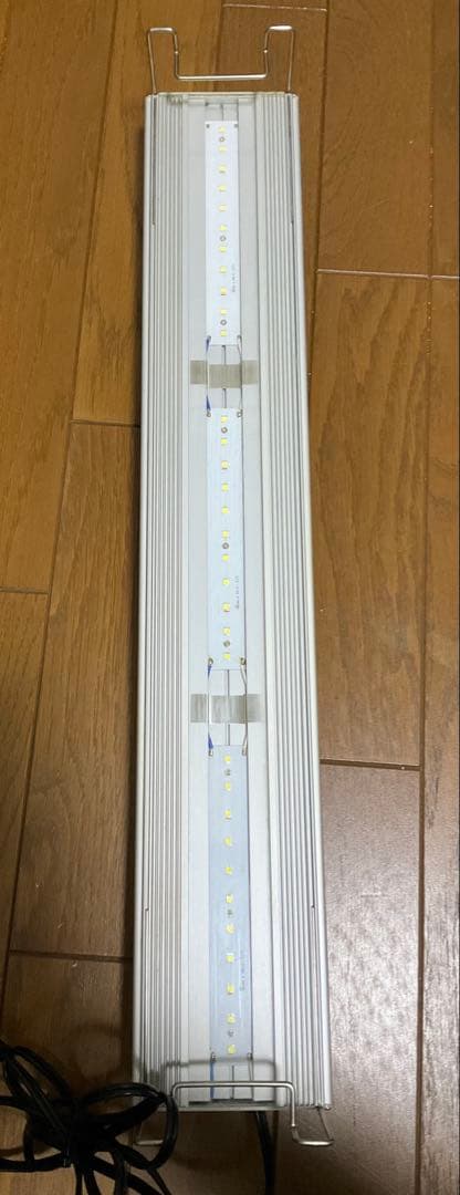 アクロ　トライアングル　ブライト　60cm