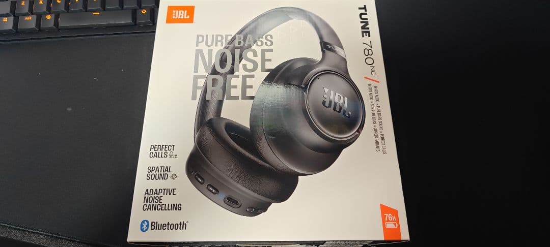 ヘッドホン JBL TUNE 780NC