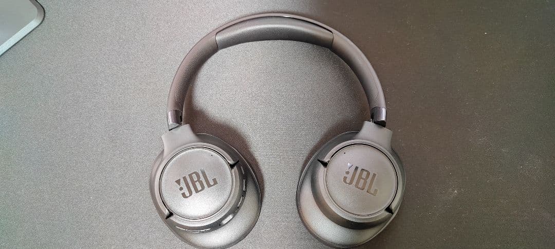 ヘッドホン JBL TUNE 780NC