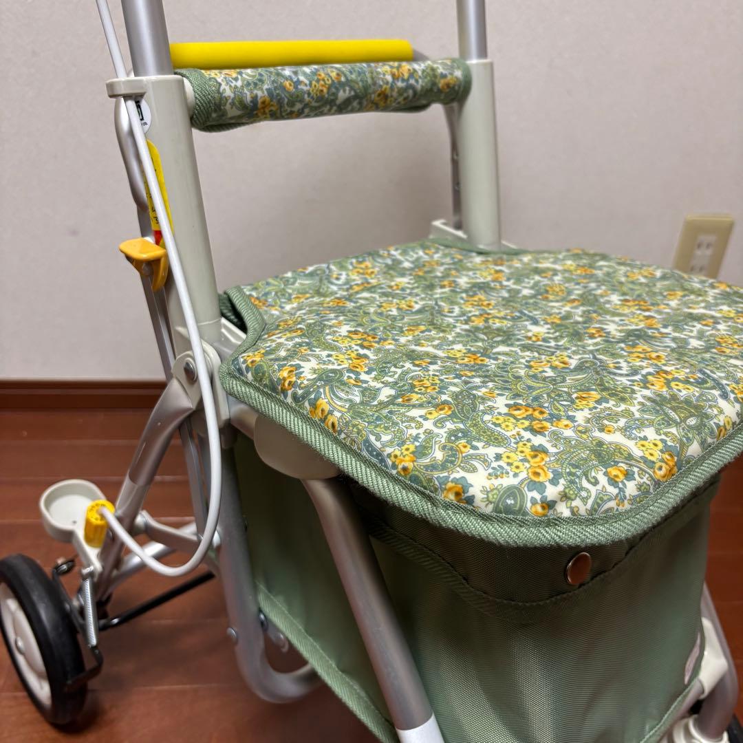 美品 象印ベビー シルバーカー ライト・ミニ N 花柄 ヘルスバッグ取説あり