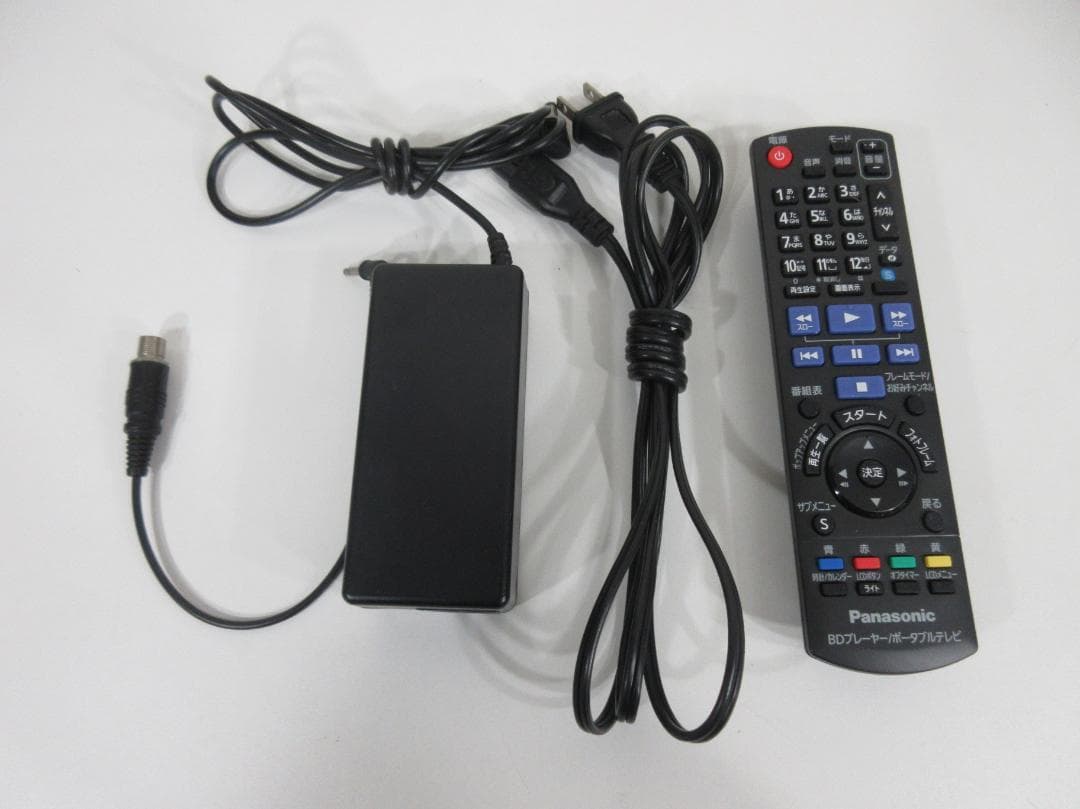 0604Z Panasonic BDプレーヤーポータブルテレビDMP-BV300
