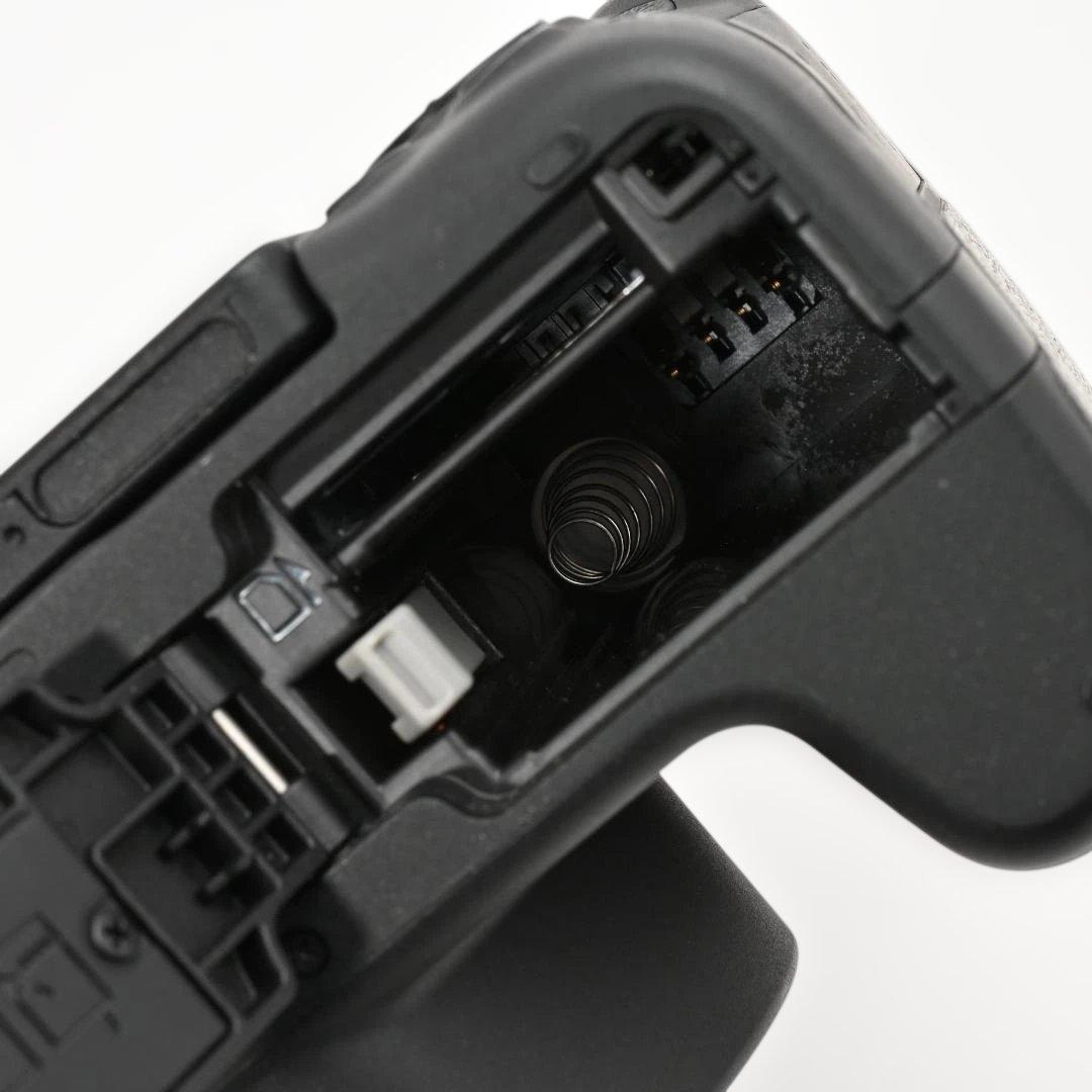 【ほぼ新品・ショット数：1317回】 Canon EOS Kiss X9