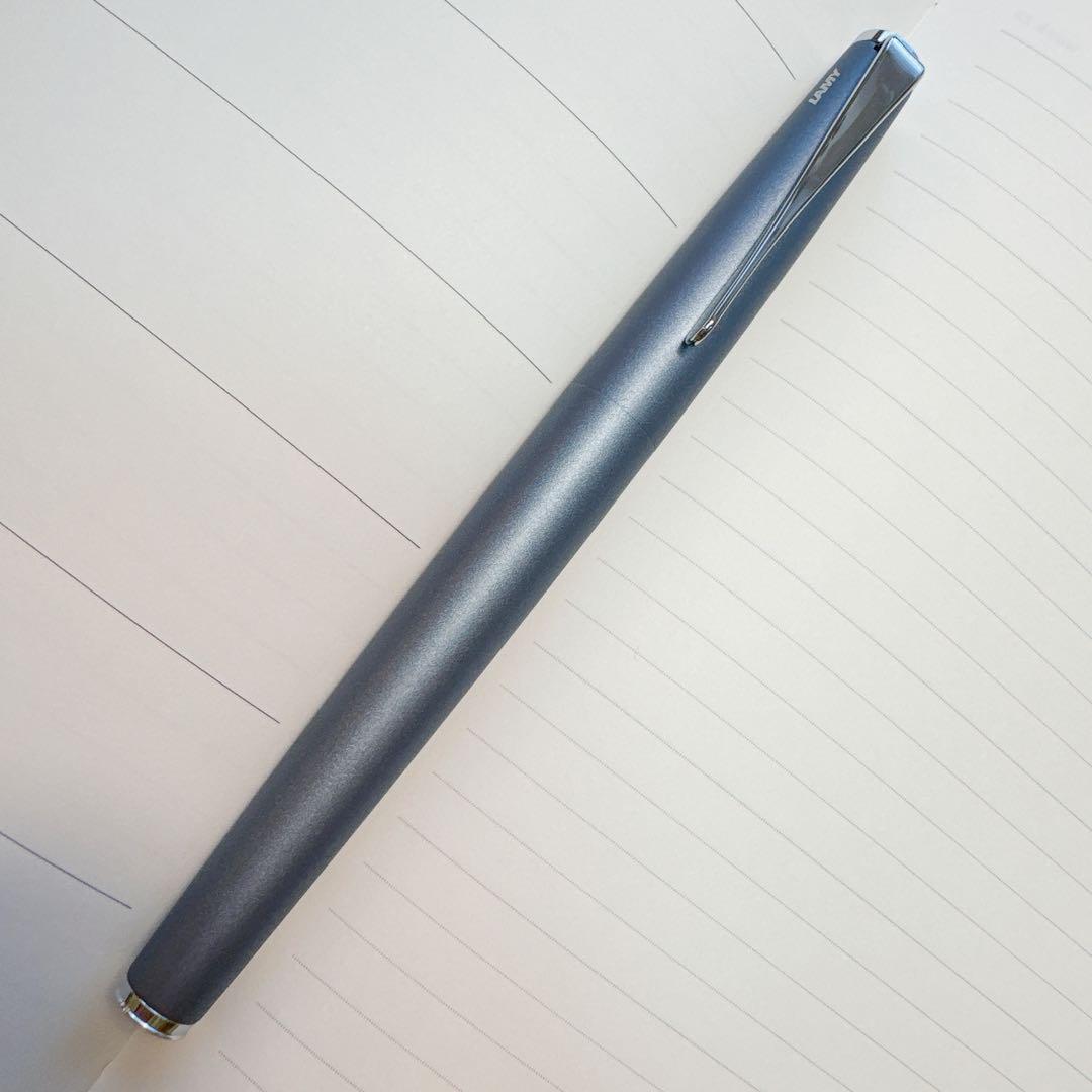 【限定色・極美品】LAMY studio グラシアブルー 万年筆 EF