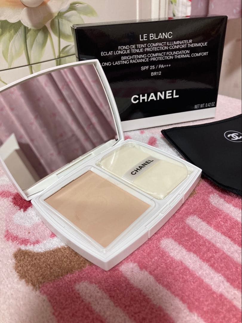 CHANEL★ファンデーション★ルブランブライトニングコンパクト★BR12！
