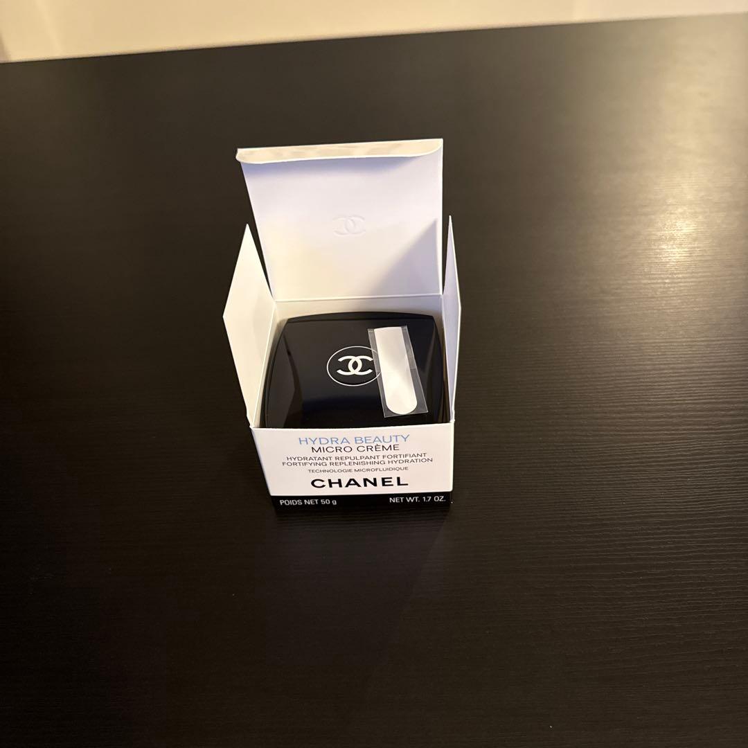 CHANEL 未使用　イドゥラ ビューティ マイクロ クリーム エッセンス２点