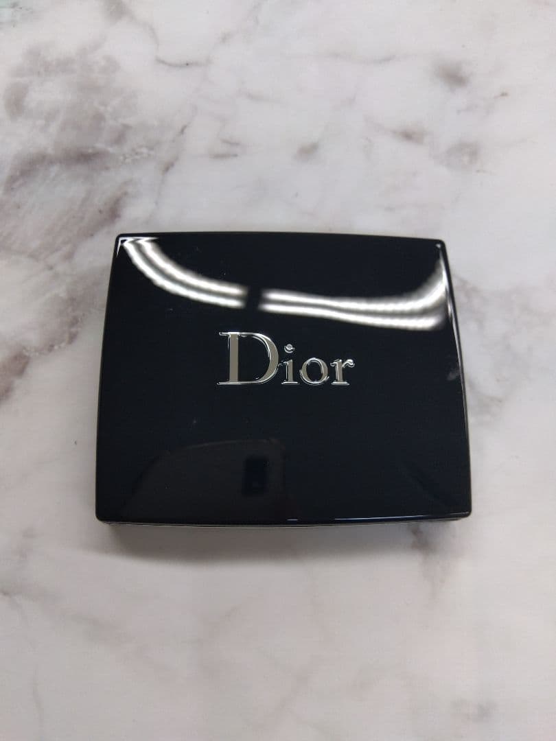 Dior ディオールスキンルージュブラッシュ 251