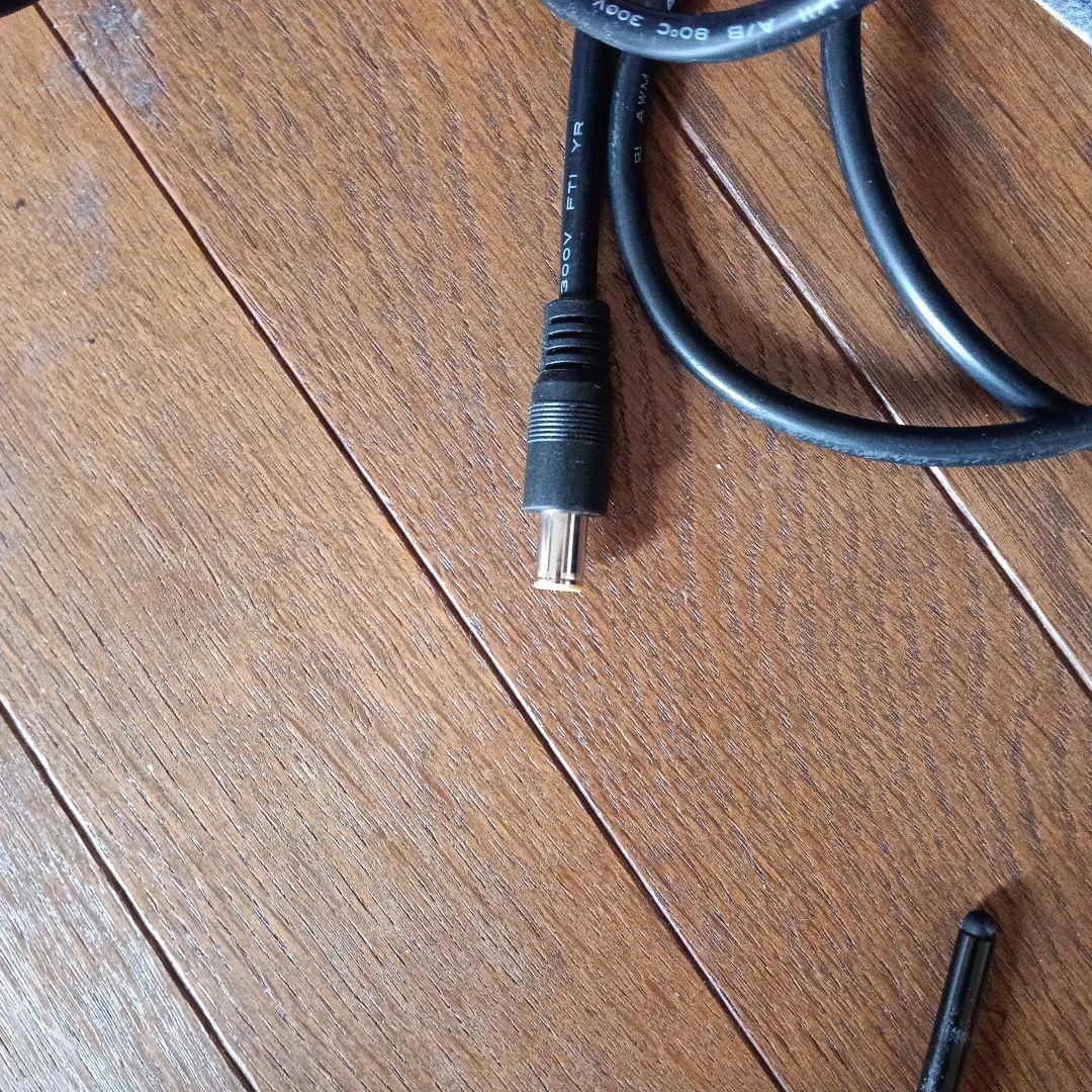 Jackery SolarSaga 100W ソーラーパネル
