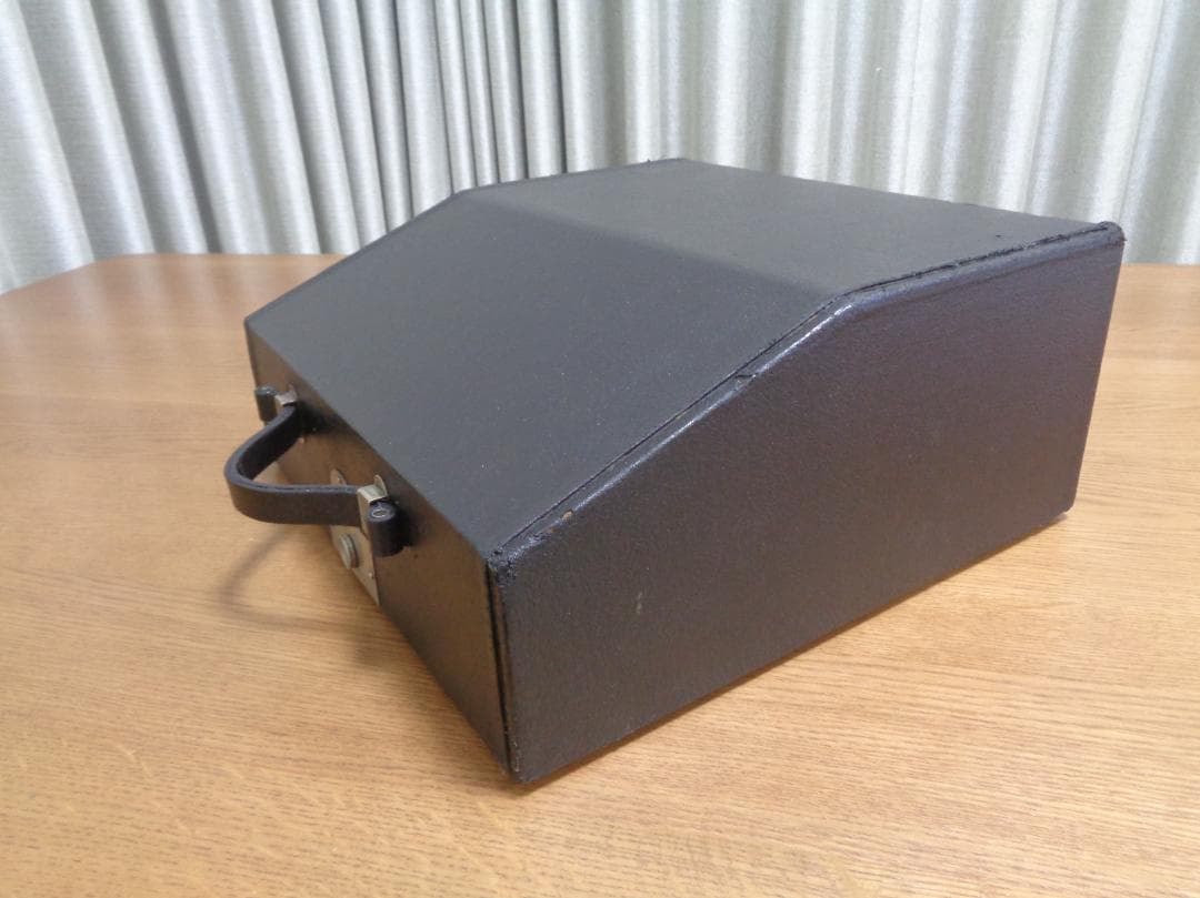実働品　UNDERWOOD FOUR BANK アンダーウッドタイプライター