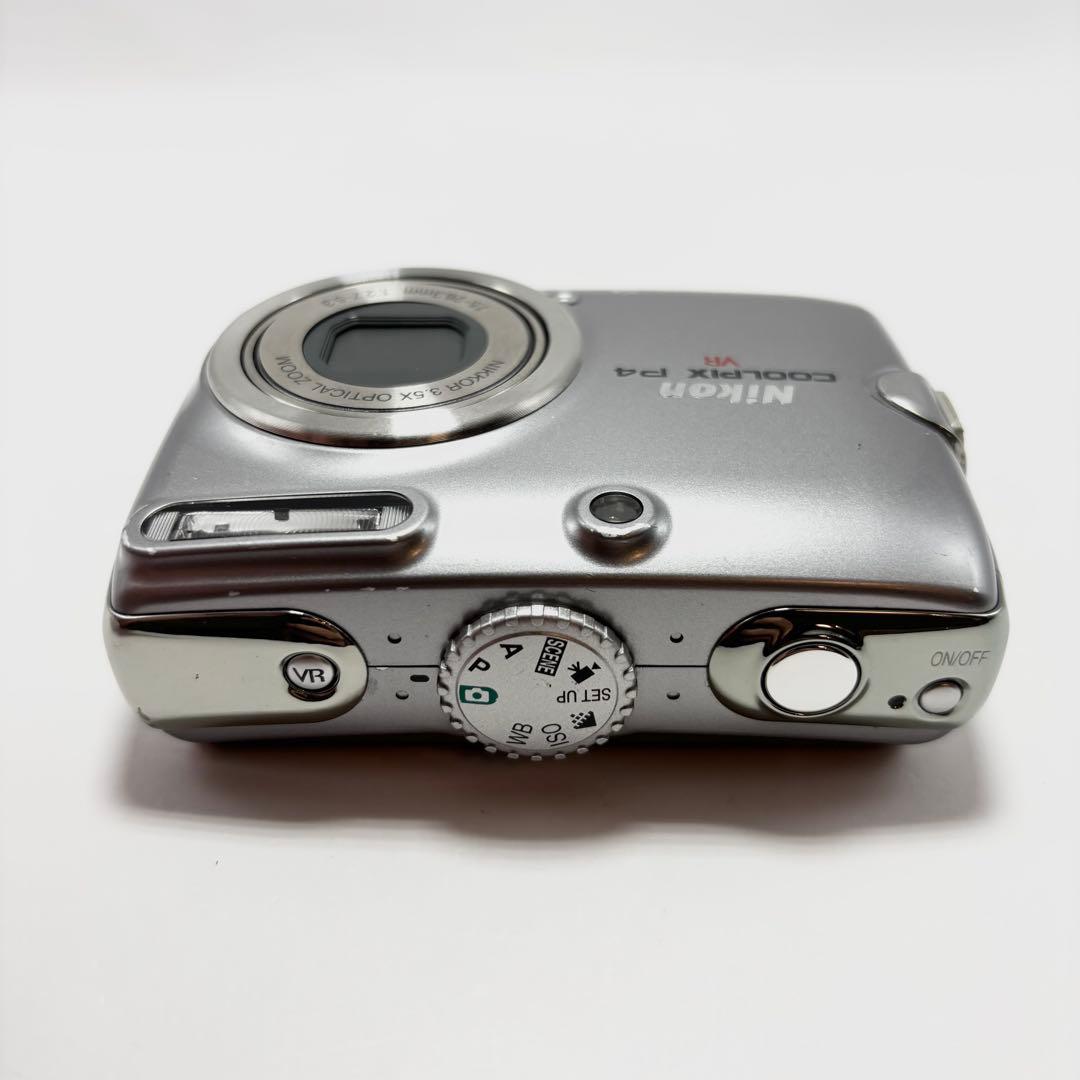 Nikon COOLPIX P4 VR シルバー コンパクトデジタルカメラ