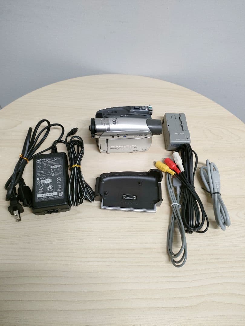 お値下げしました！SONY Handycam DCR-HC46