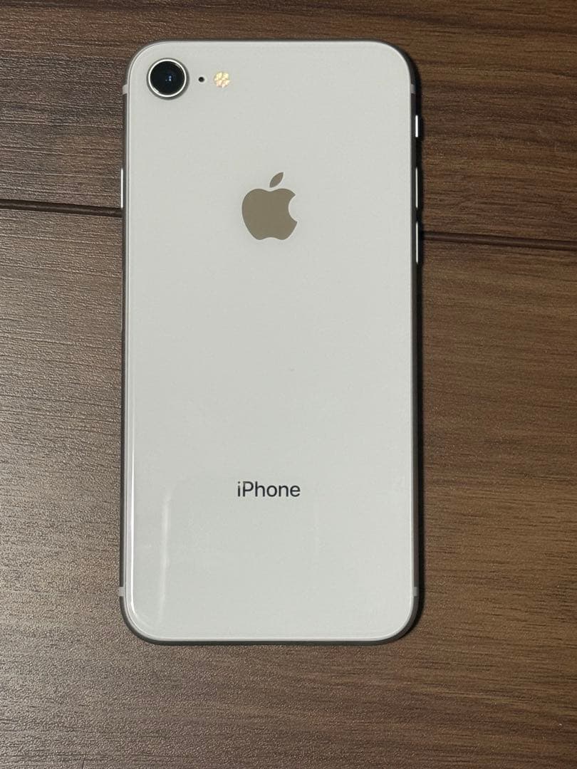 お*り様 Apple iPhone 8 ホワイト 本体 動作確認済み