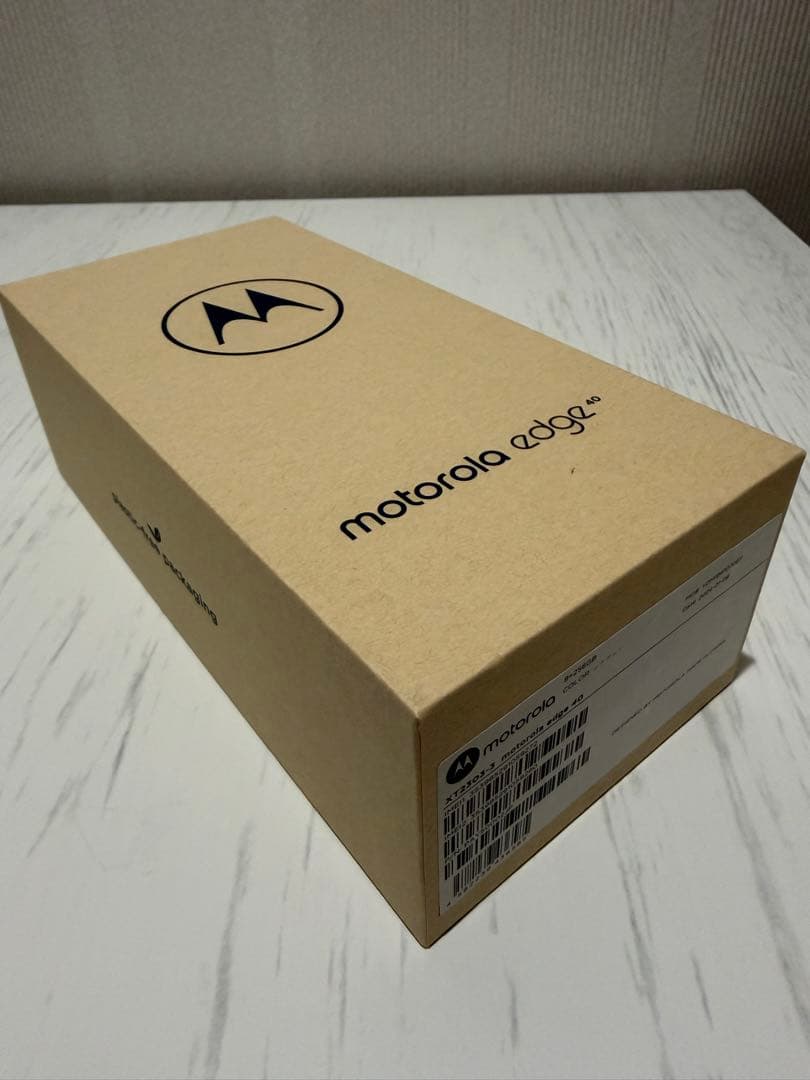 【付属品未使用、おまけ付き】Motorola Edge 40 ルナブルー