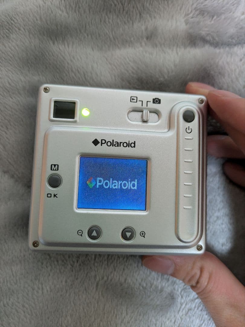 Polaroid PDC2070 動作確認済み　デジタルカメラ