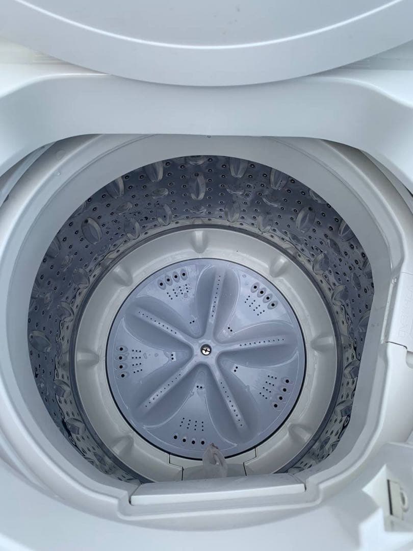 送料設置無料　SHARP 全自動洗濯機　ES-G4E6-KW