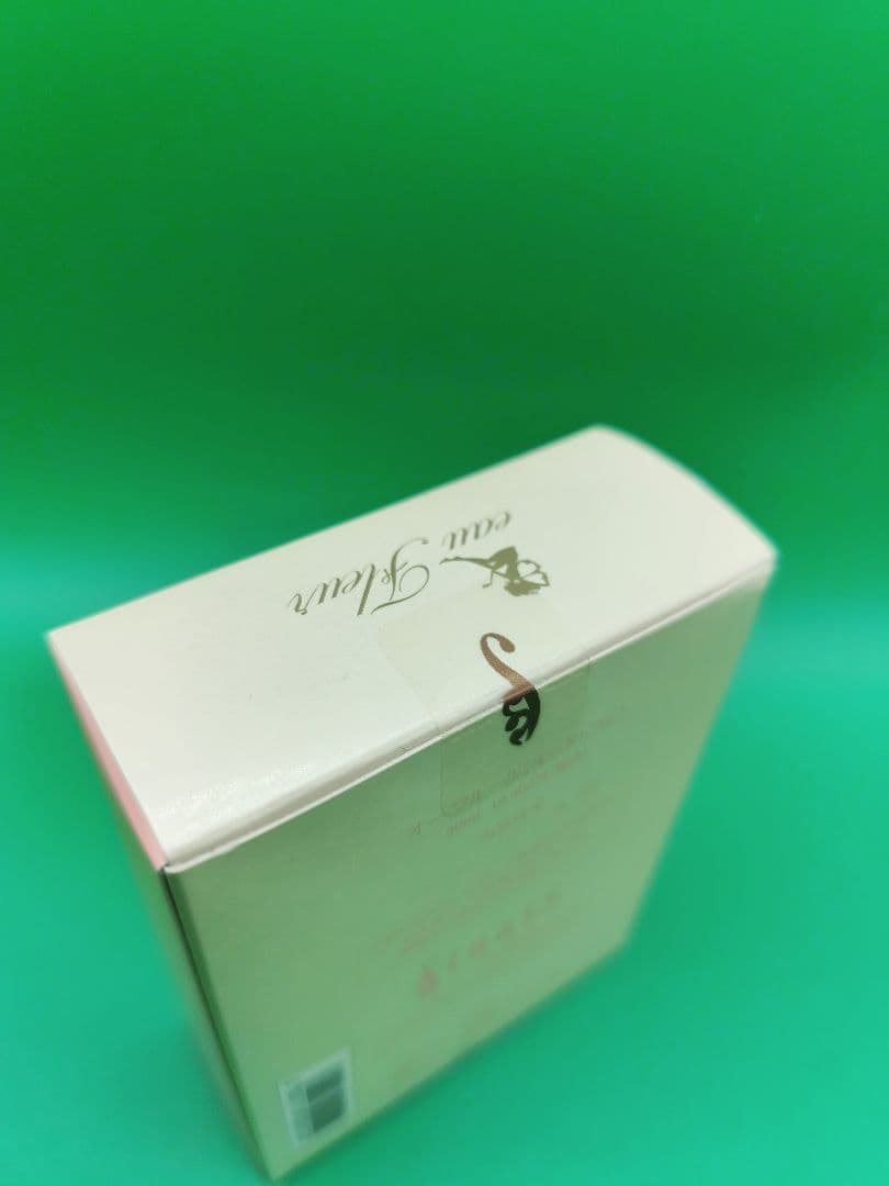 新品未開封　シナリー　オーフルール　オードトワレ　30ml　香水