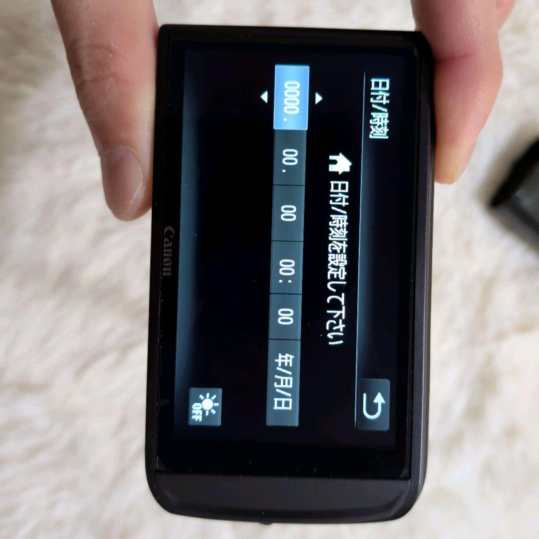 【美品】キャノン IXY 10S 14.1メガピクセル コンデジ