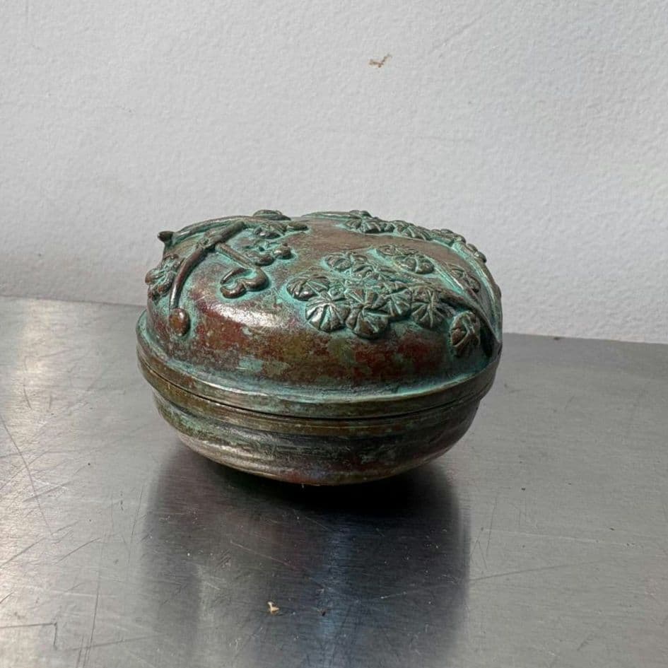 M●希少　高岡銅器　須賀月芳作　銅製香合　香炉　香立て　三友文