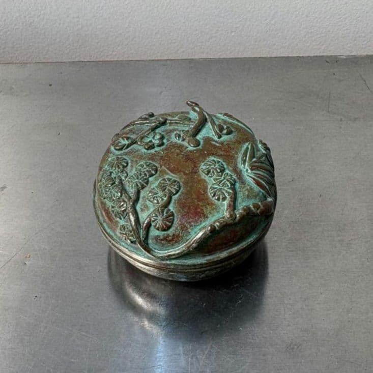 M●希少　高岡銅器　須賀月芳作　銅製香合　香炉　香立て　三友文
