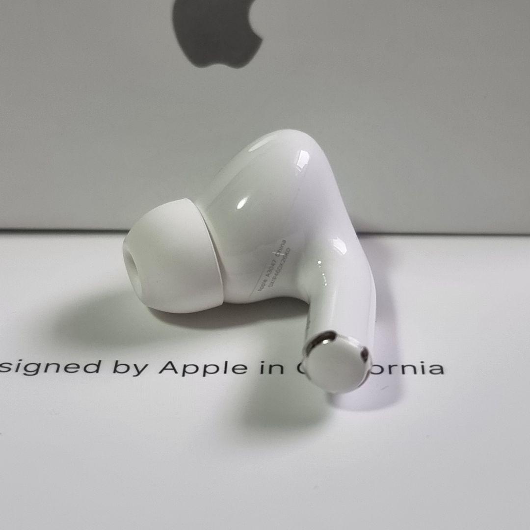 AirPods Pro 2 第二世代 USB-C 右耳のみ 片側 [56]