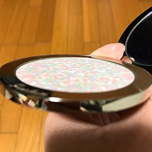 ゲラン メテオリット ヴォワイヤージュ フェイスパウダー