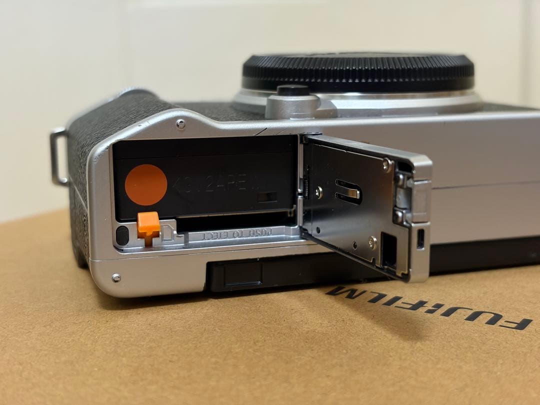 FUJIFILM XM-5 シルバー