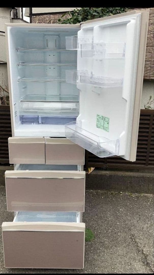 三菱大型5ドア冷凍冷蔵庫445L横縞模様ガラストップ省エネ自動製氷機能付17年製