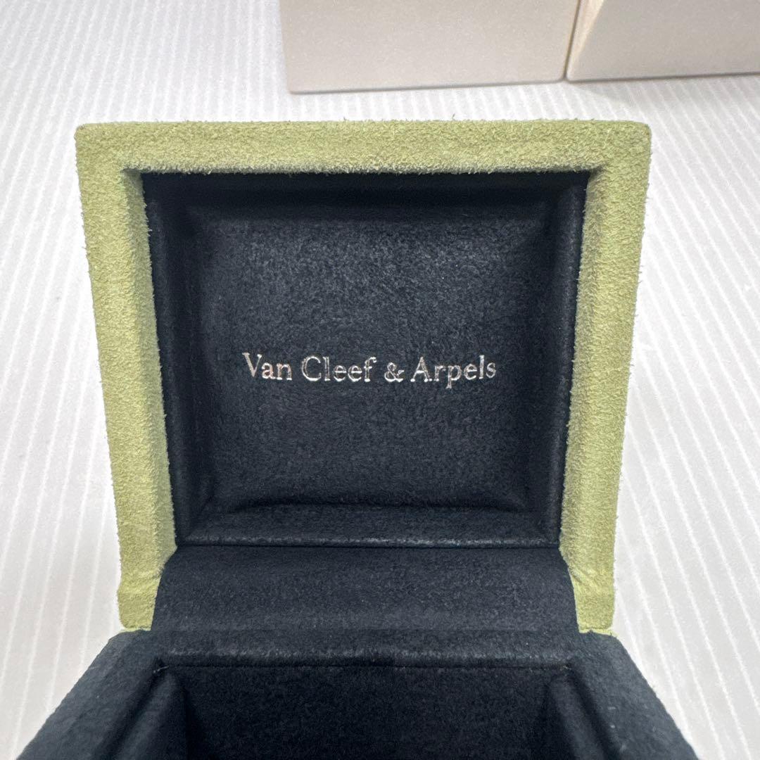 【美品】 Van Cleef & Arpels ネックレスケース 2点 空箱