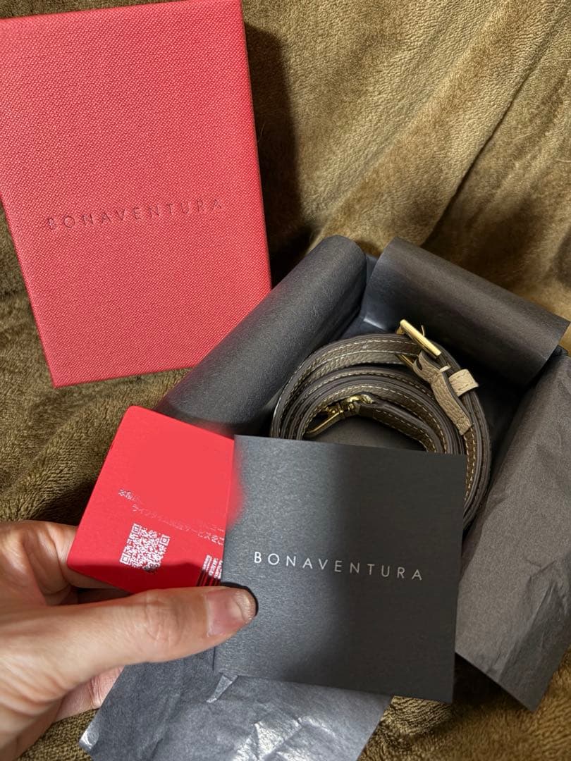 【美品】BONAVENTURA iPhone 14レザーケース・ストラップセット