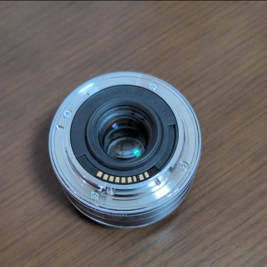 Canon EOS Kiss M2 レンズ3種・リモコン・予備バッテリー付