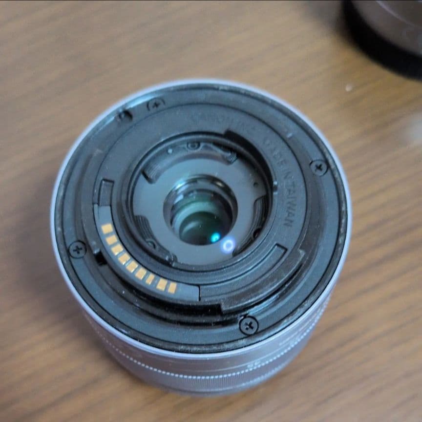 Canon EOS Kiss M2 レンズ3種・リモコン・予備バッテリー付