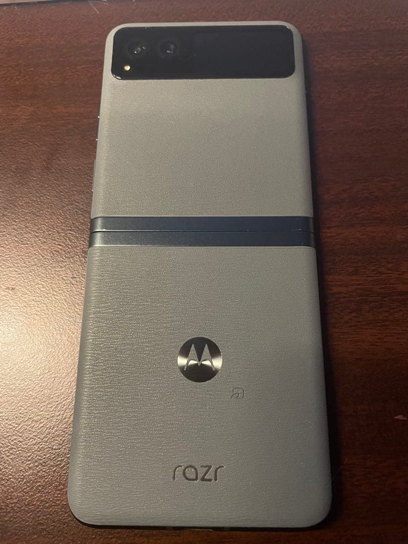 Motolora razr 40 12GB+256GB モデル