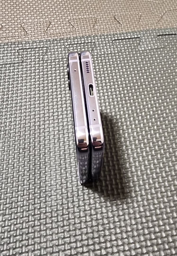 スマートフォン本体 Galaxy Z Flip4