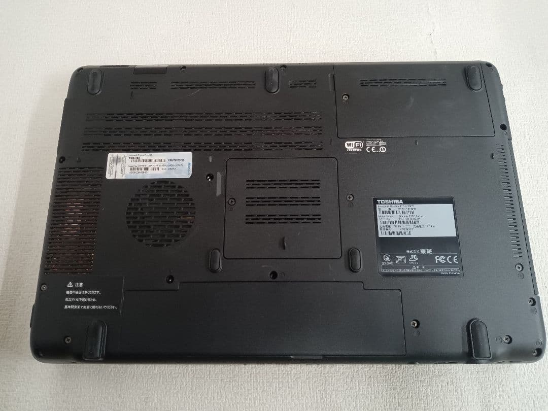 Λ TOSHIBA Qosmio T751/T8EB バッテリー訳アリ