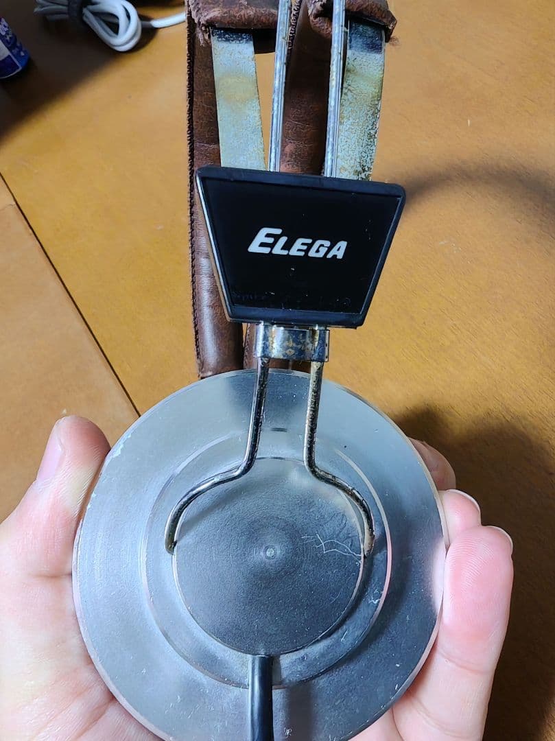 ELEGA ヴィンテージ ヘッドフォン