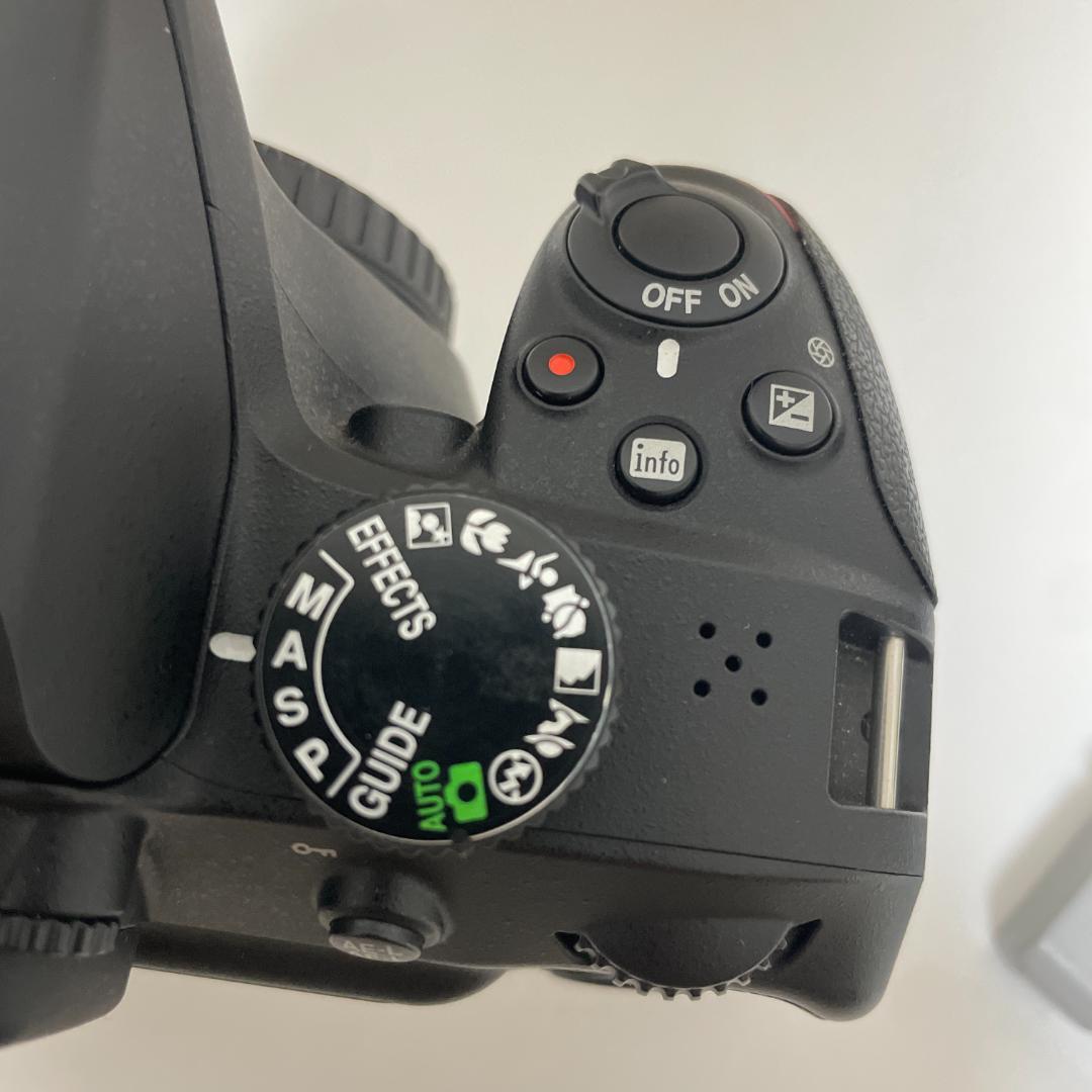 Nikon D3400 デジタル一眼レフカメラ　ボディ