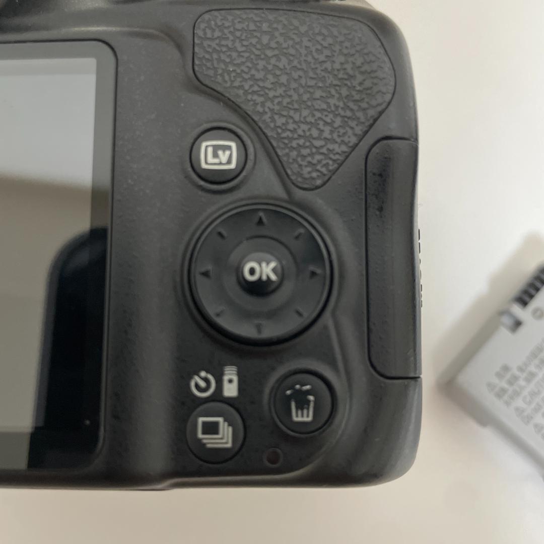 Nikon D3400 デジタル一眼レフカメラ　ボディ