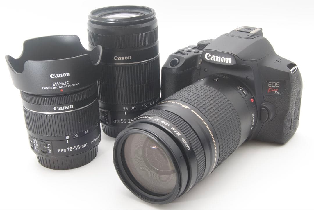 Canon EOS Kiss X10i デジタル一眼レフカメラ　レンズ3本キット