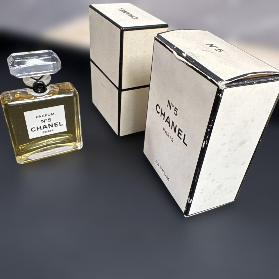 シャネル N°5 PARFUM フランス製　14mg